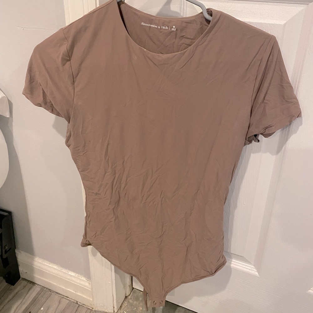 Woman’s T-shirt sleeve bodysuit from Abercrombie and Fitch size medium